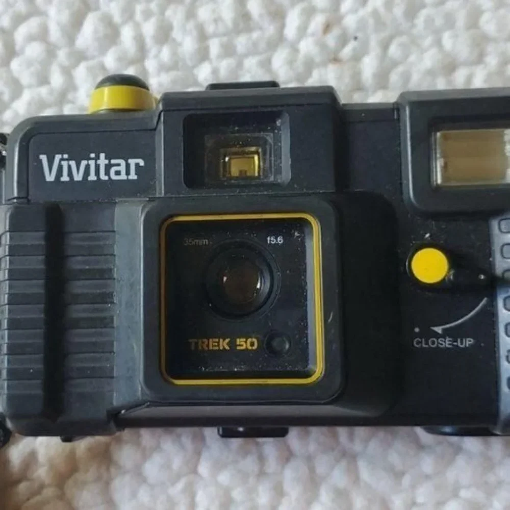 Vivitar Vintage Trek 50 Camera with Strap & Flash‎